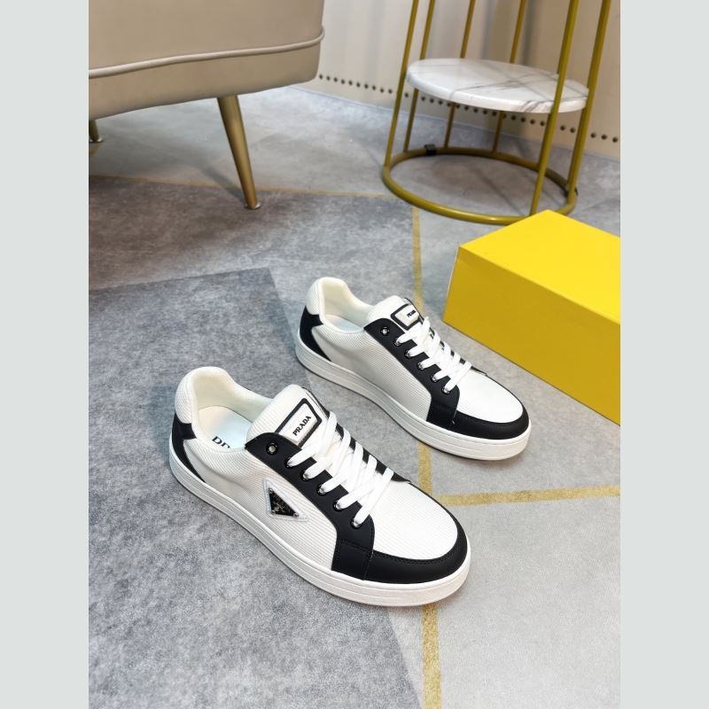 Pra*a sneakers